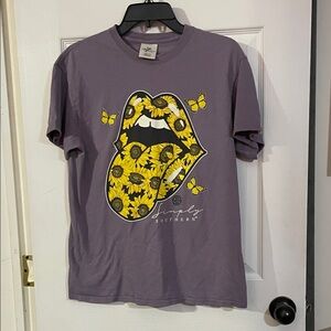 Simply Southern Purple Sunflower with Lips Graphic Tee. Size M